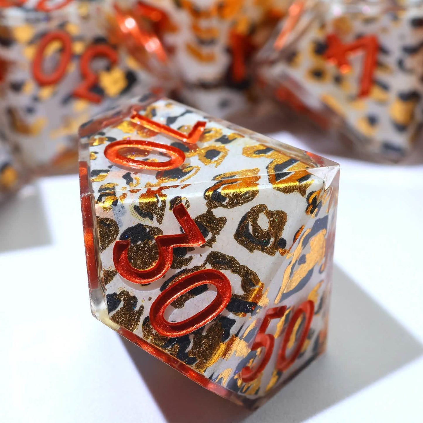 Snowscale | Sharp Edge Dice | Resin | 7 Piece Set