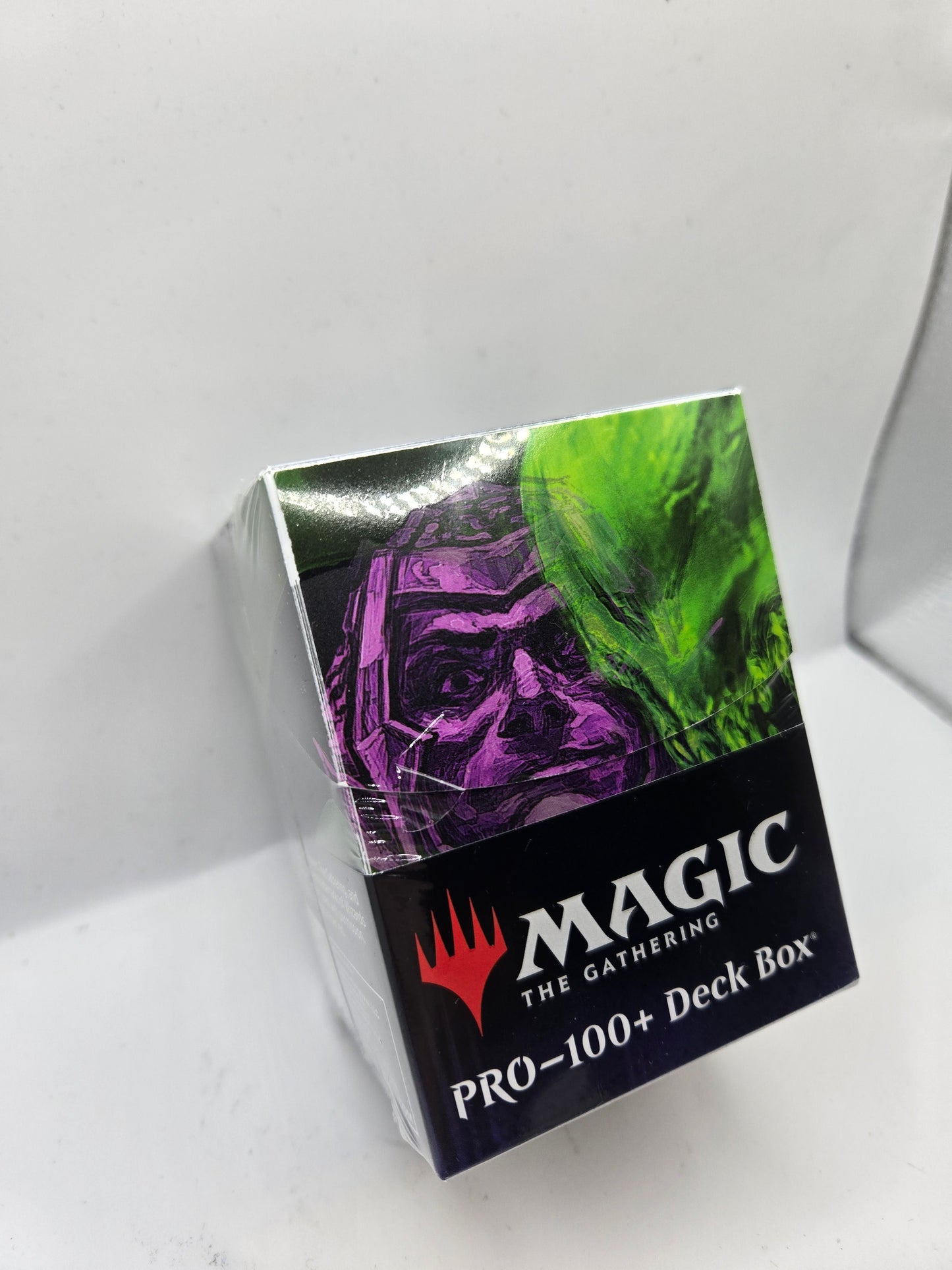 Ultra Pro - Magic: The Gathering - 100+ Deck Box - Alt Art Key Character Mythic 3 - Duskmourn