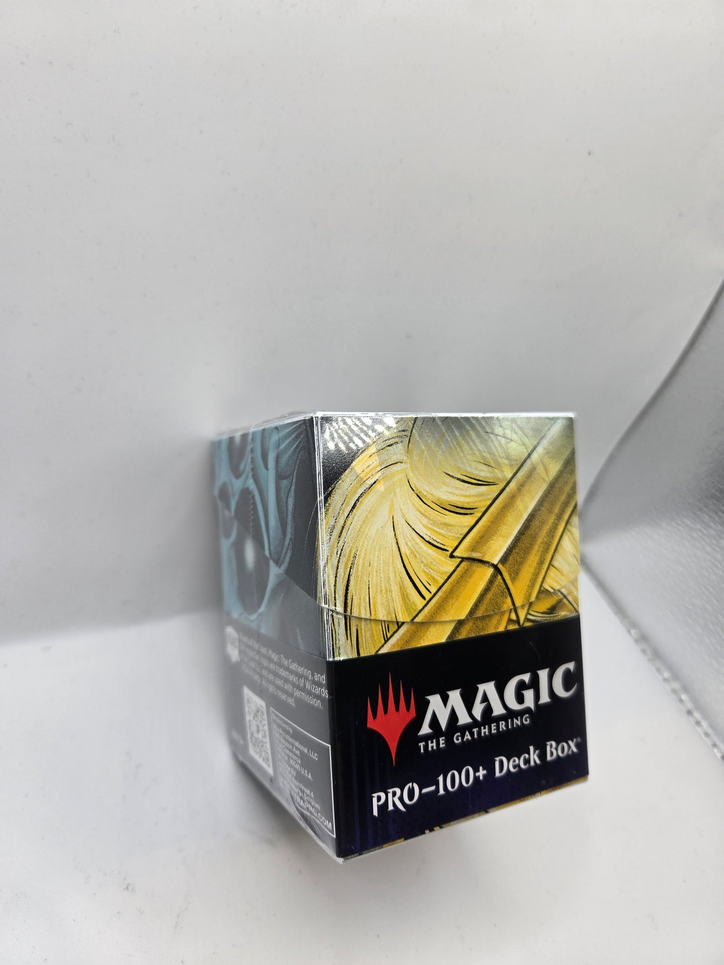 Ultra Pro - Magic: The Gathering - 100+ Deck Box - Alt Art Key Character Mythic 1 - Duskmourn