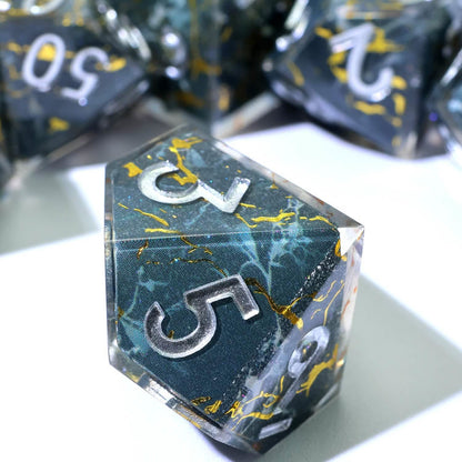 Gilded Void | Sharp Edge Dice | Resin | 7 Piece Set