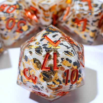 Snowscale | Sharp Edge Dice | Resin | 7 Piece Set