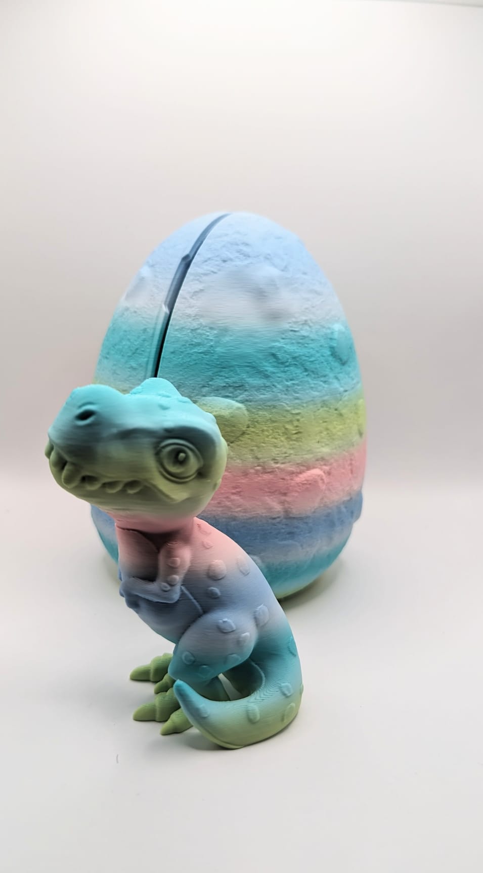 Dinosaur Egg with Dinosaur inside! - 3D Printed