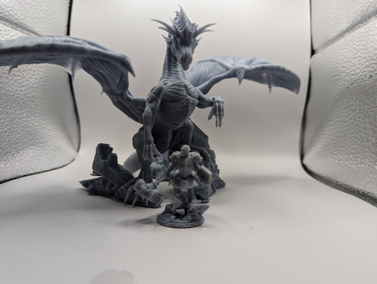 Gargantuan Ice Glacier Dragon - Resin Model / Perfect for DnD/Tabletop