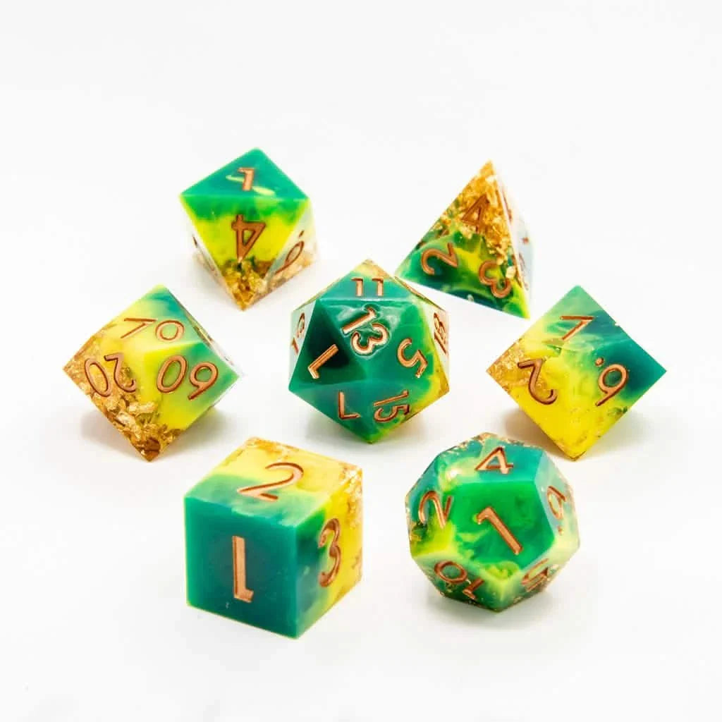 Aurum Twist | Sharp Edge Dice | Resin | 7 Piece Set