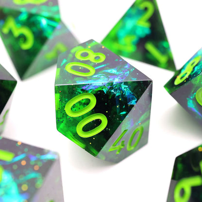 Necrotic Glimmer | Sharp Edge Dice | 7 Piece Set
