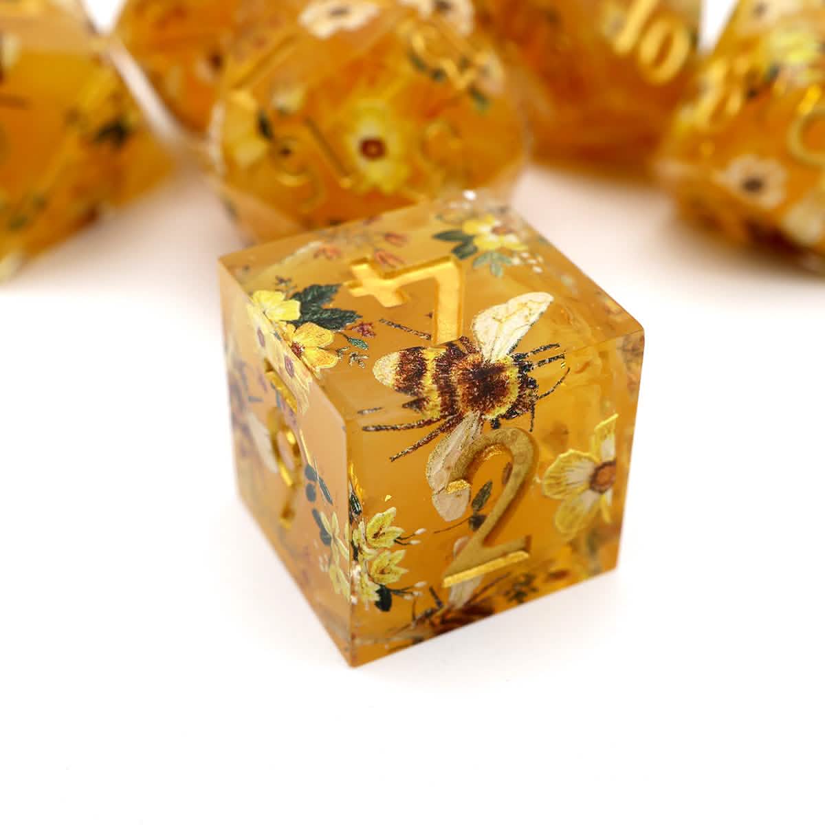 Druids Apiary | Sharp Edge Dice | Resin | 7 Piece Set