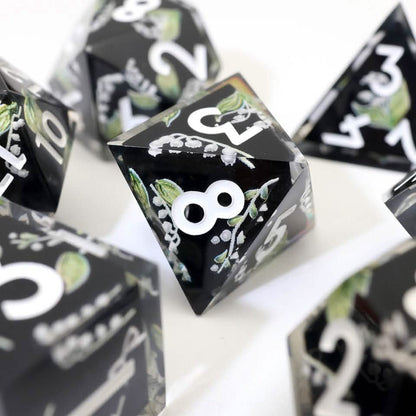 Midnight Moondrop | Sharp Edge Dice | Resin | 7 Piece Set