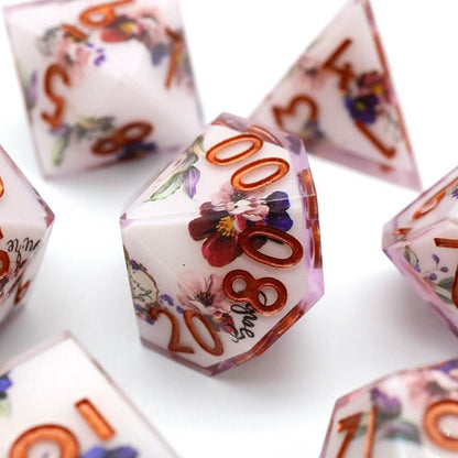 Natures Remedy | Sharp Edge Dice | Resin | 7 Piece Set