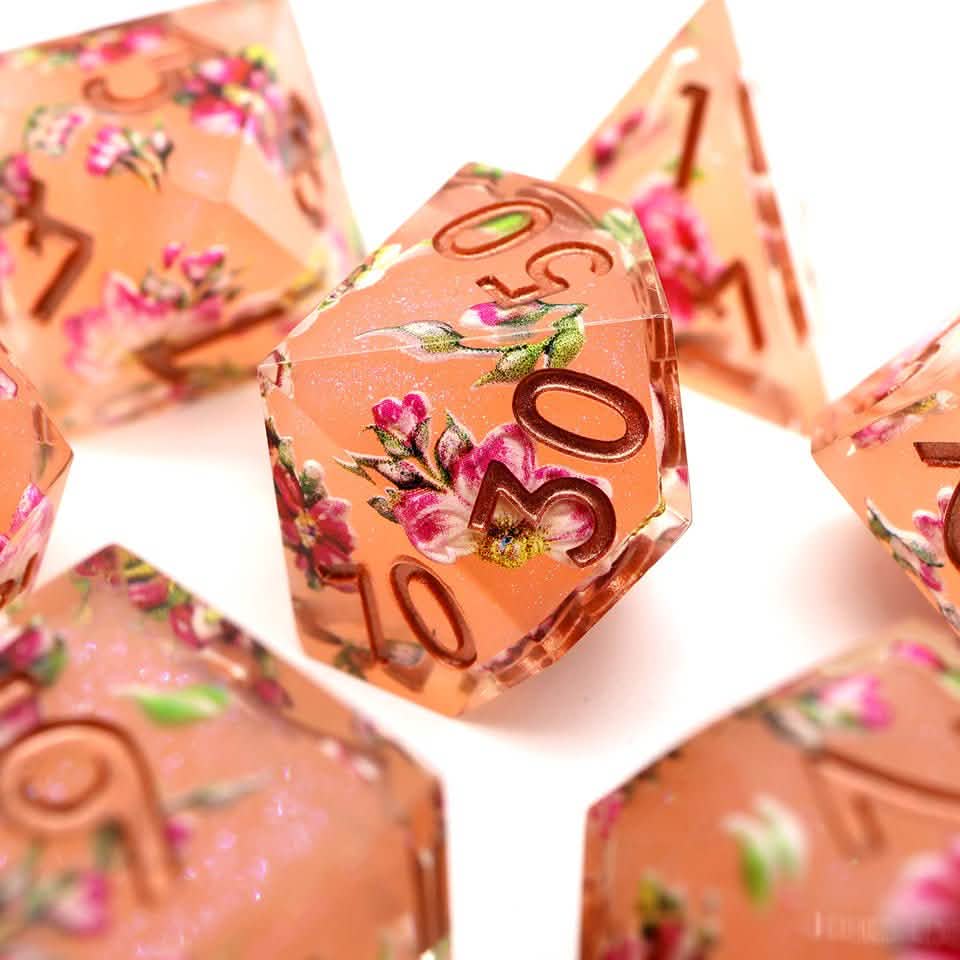 Peach Tea | Sharp Edge Dice | Resin | 7 Piece Set