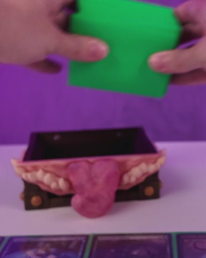 Greedy Chest Deck Box – TCG Storage for MTG / Pokémon / Yu-Gi-Oh!